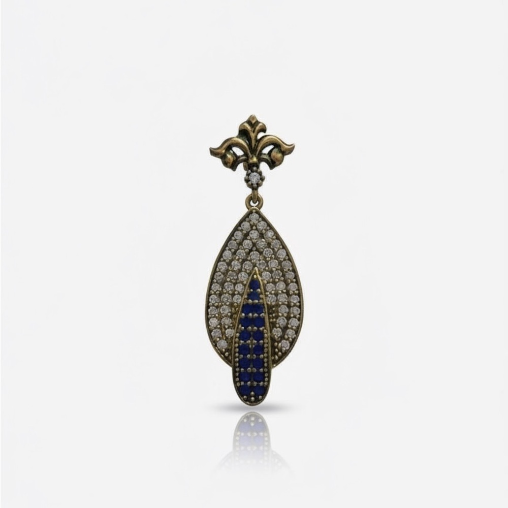 Elegant Blue and Silver Teardrop Pendant